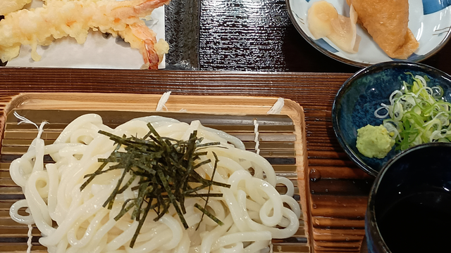 天ざるそば・うどん